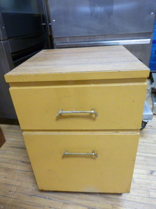 lot 115 image: Utility Cabinet