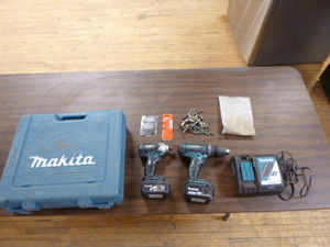 lot 16 image: Makita 18V Drill Set