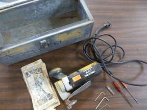 lot 33 image: AEG 16 Gauge Shear