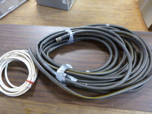 lot 48 image: 2 Hoses