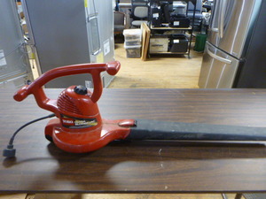 lot 51 image: Toro Electric Ultra Blower Vac