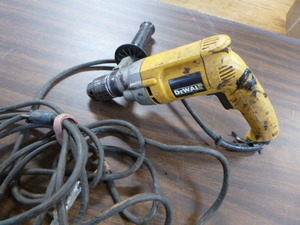 lot 63 image: DeWalt 12 VSR Drill