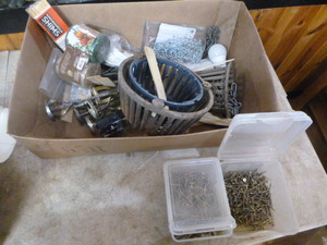 lot 143 image: Miscellaneous Hardware