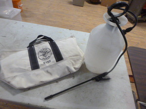 lot 200 image: Sprayer with Wand