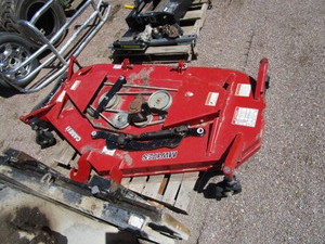 (Near New) 72 Case IH Belly Mower