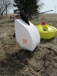 Purina Mineral Feeder