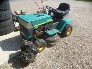 Weed Eater Lawn Tractor 12HP
