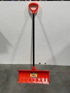 NEW Snow Pusher Shovel
