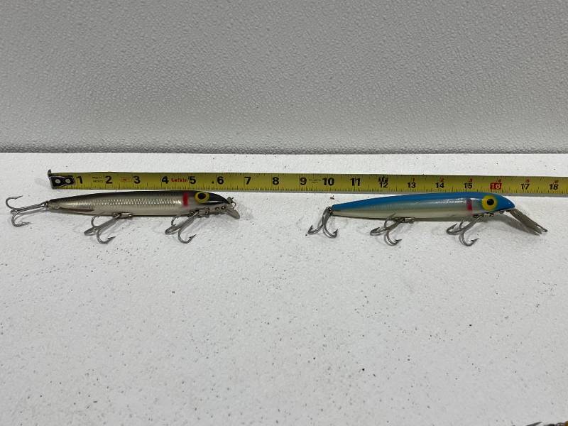 2 Cisco Kid Vintage Fishing Lures, Household, Mid Century Modern, Antique,  Vintage, Collectibles