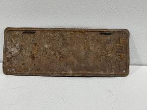 lot 52 image: 1931 North Dakota License Plate