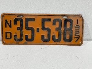 lot 54 image: 1927 North Dakota License Plate