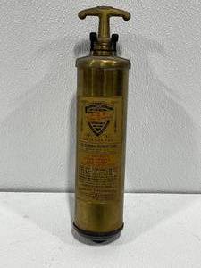 lot 71 image: S.O.S. Fire Guard Hand Pump Extinguisher