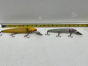 lot 80 image: 2 Cisco Kid Vintage Fishing Lures