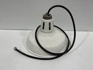 lot 101 image: Vintage Porcelain Hanging Light