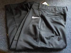 7 NIKE Dri-fit Black Girls Softball...