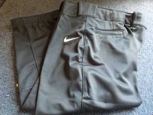7 NIKE Dri-fit Black Girls Softball...