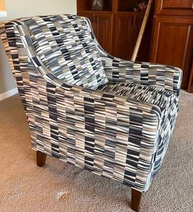 WOW MSRP $1250 Outstanding Custom Quality ENGLAND FURNITURE Part Of Their SoHo Living Collection Transitional &amp Contemporary Arm Chair Upholstered In Trendy Sailing Driftwood Fabric with Matching Pillow #1 - Excellent Condition