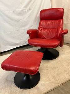 WOWOW Gorgeous Mid Century Modern Designer Sabatinni Red Leather Reclining Lounge Chair WWing Arms &amp Ottoman -Excellent Condition Very Minimal Wear This Chair Has A Reserve
