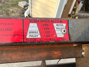 lot 2 image: Wilton Band Saw 3535