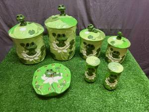 lot 79 image: Frog Themed Kitchen Lot