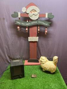 lot 83 image: Portable Heater & Misc