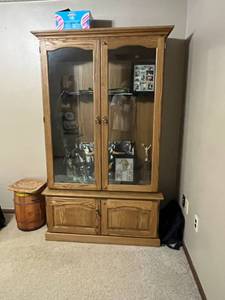 lot 121 image: Gun Cabinet