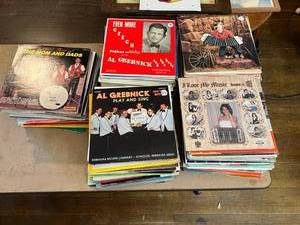 lot 105 image: Over 250 Albums