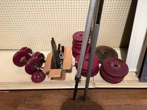 lot 109 image: Weights & Bars