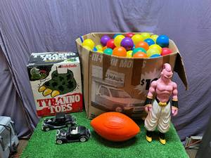 lot 114 image: Toys