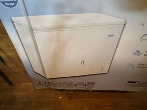 lot 20 image: NIB Haier 7.1 Cu Ft Chest Freezer