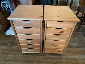 lot 22 image: Pair of Drawer Cabinets on Wheels