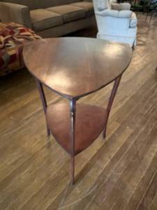 lot 24 image: 3 Legged Occasional Table