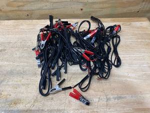 lot 96 image: Lot of Alligator Leads