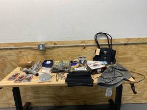 lot 99 image: Lot of Miscellaneous Items