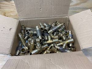 lot 106 image: Lot of Non-Inverter tub spouts