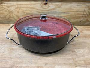 lot 132 image: DEEN BROTHERS 1400W 9.2 qt 16 GranIT Stone- Infused Ceramic Nonstick Electric Skillet