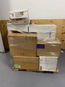 lot 172 image: Pallet of Various Furnace Filters