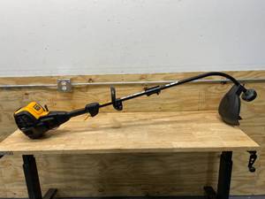lot 5 image: POULAN PRO PP428C Attachment Capable Trimmer
