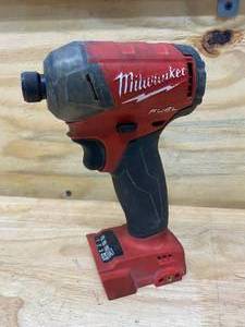 lot 30 image: MILWAUKEE M18 FUEL SURGE 18-Volt Lithium-Ion Brushless Cordless 14 in. Hex Impact Driver (Tool-Only)