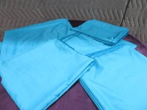 5 LARGE PIECES OF TURQUOISE MATERIAL