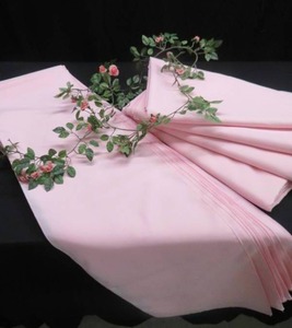 SOFT PINK POLY SWAGS AND RUNNERS