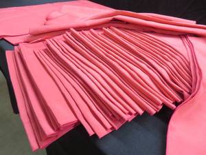 FUCHSIA LINENS (MASSIVE LOT)