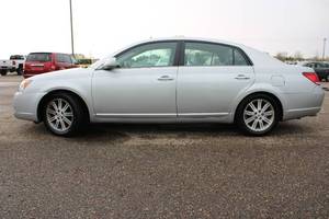 2006 Toyota Avallon - 2 OWNERS