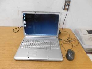 Dell 1720 Laptop Computer