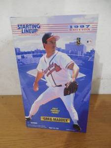 1997 Starting Lineup Greg Maddux 12 Figure