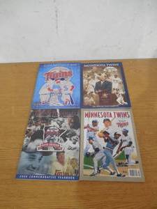 (4) Minnesota Twins Yearbooks 1994, 2000, 2001 & 2011 LK