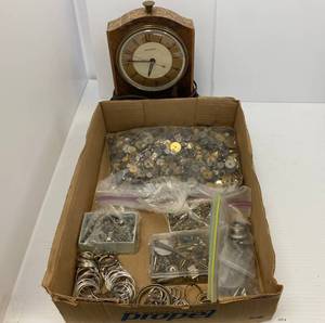 lot 14 image: Vintage Chromaster Mantle Clock And WatchClock Parts