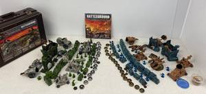 lot 21 image: Vintage Battleground CrossBows And Catapults Action Set