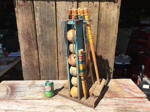 lot 41 image: Vintage Croquet Set