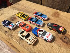 lot 79 image: 8 TYCO Slot Cars - Nascar